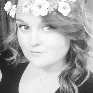 Meet your Posher, Kelli